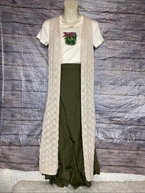 Social Edition Short Sleeve Ivory Pickle Graphic Tee